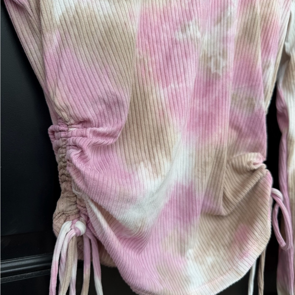 Tie-Dye Long Sleeve Top - Picture 2 of 4